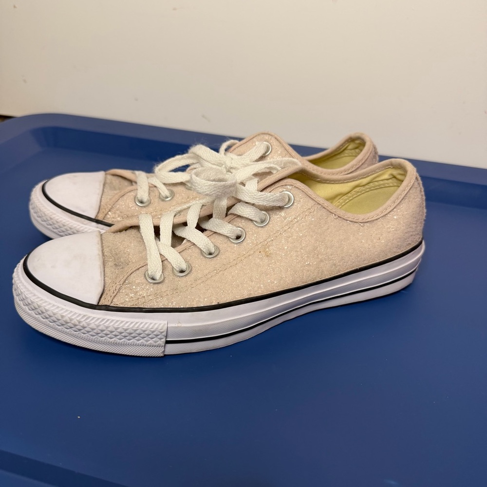 Converse Chuck Taylor All Star Glitter Sneakers Women’s 8 Blush Beige Low Top